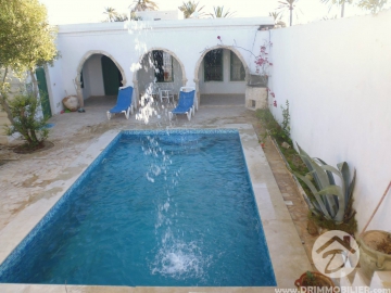 L 45 -                            Sale
                           Villa avec piscine Djerba